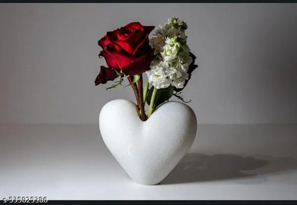 White_Plastic_Heart_Vase