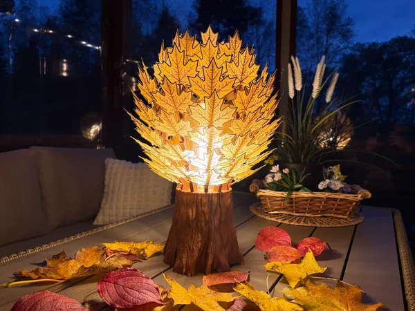 MAPLE_LEAF_LAMP