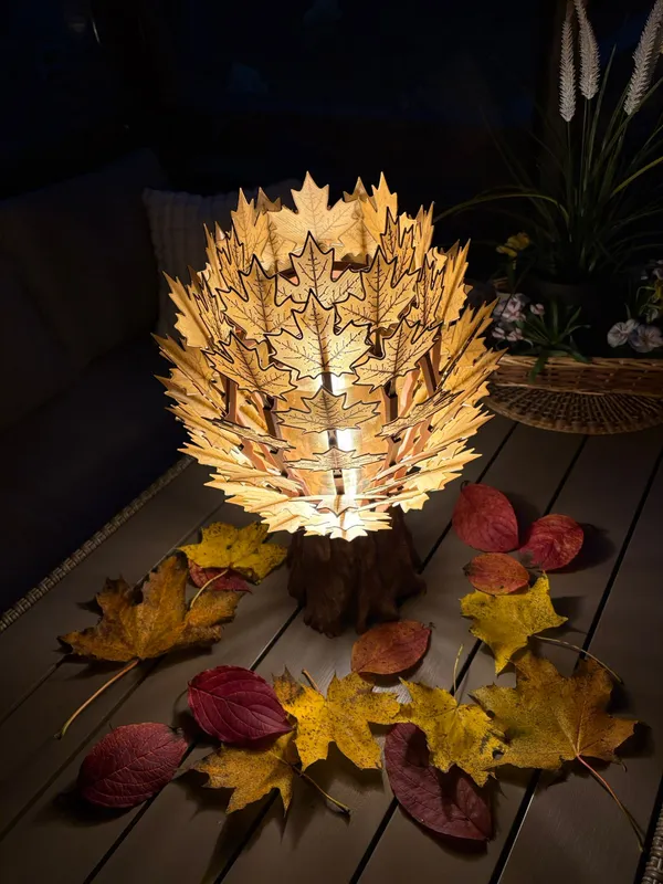 MAPLE_LEAF_LAMP