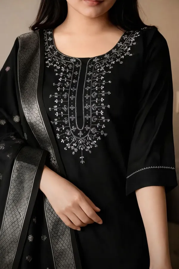 Black_Embroidered_3-Piece_Kurta_Suit_Set_with_Floral_Dupatta