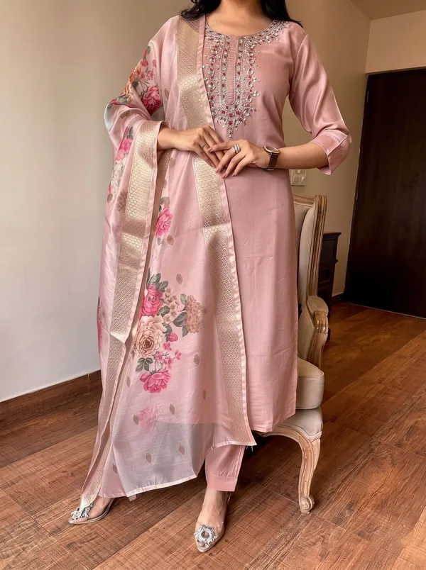 Soft_Blush_Pink_Embroidered_3-Piece_Suit_Set_with_Floral_Dupatta