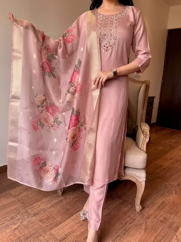 Soft_Blush_Pink_Embroidered_3-Piece_Suit_Set_with_Floral_Dupatta