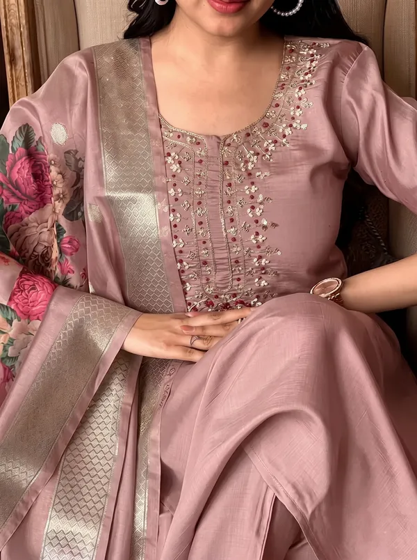 Soft_Blush_Pink_Embroidered_3-Piece_Suit_Set_with_Floral_Dupatta