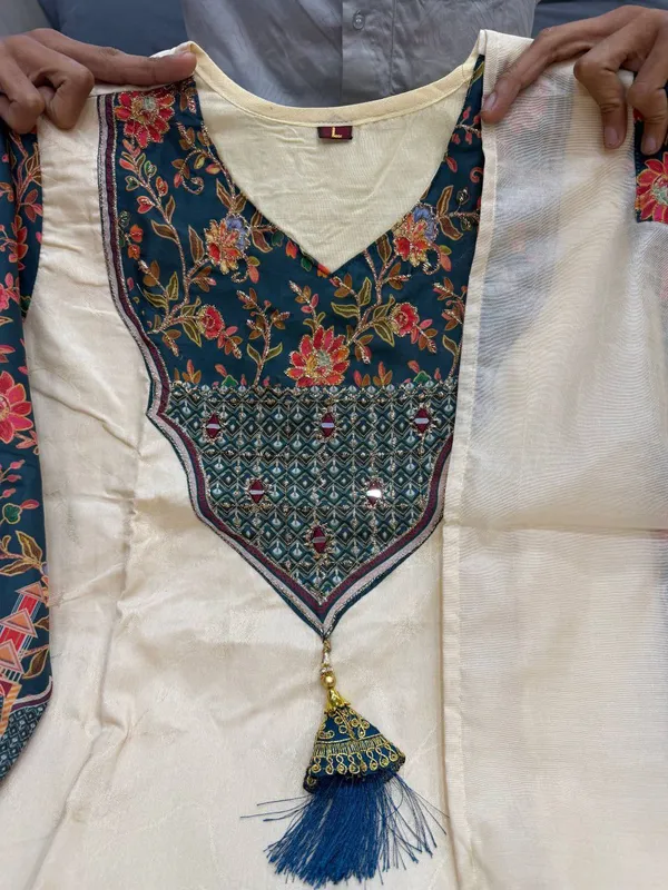 Banarasi_Silk_Kurti_Pant_Dupatta_Set