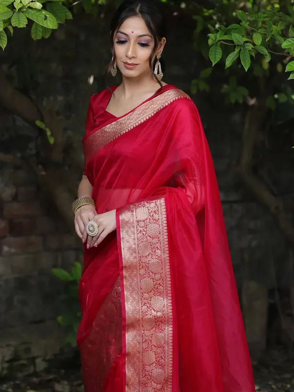 Premium_Red_Organza_Silk_Saree_with_Elegant_Golden_Woven_Border