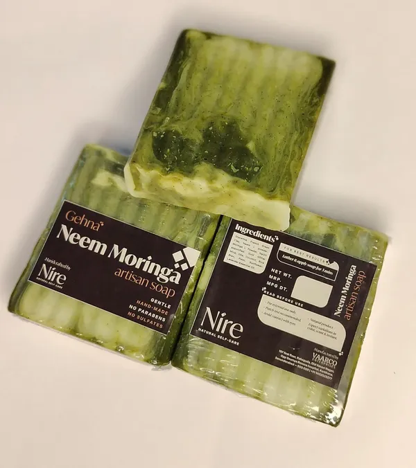 Nire_Gehna_Neem_Moringa_:_French_Green_Clay,_Neem,_Moringa_/_Nire_Baghaan_:__Anti_Microbial_Soap_(Pack_Of_2_)