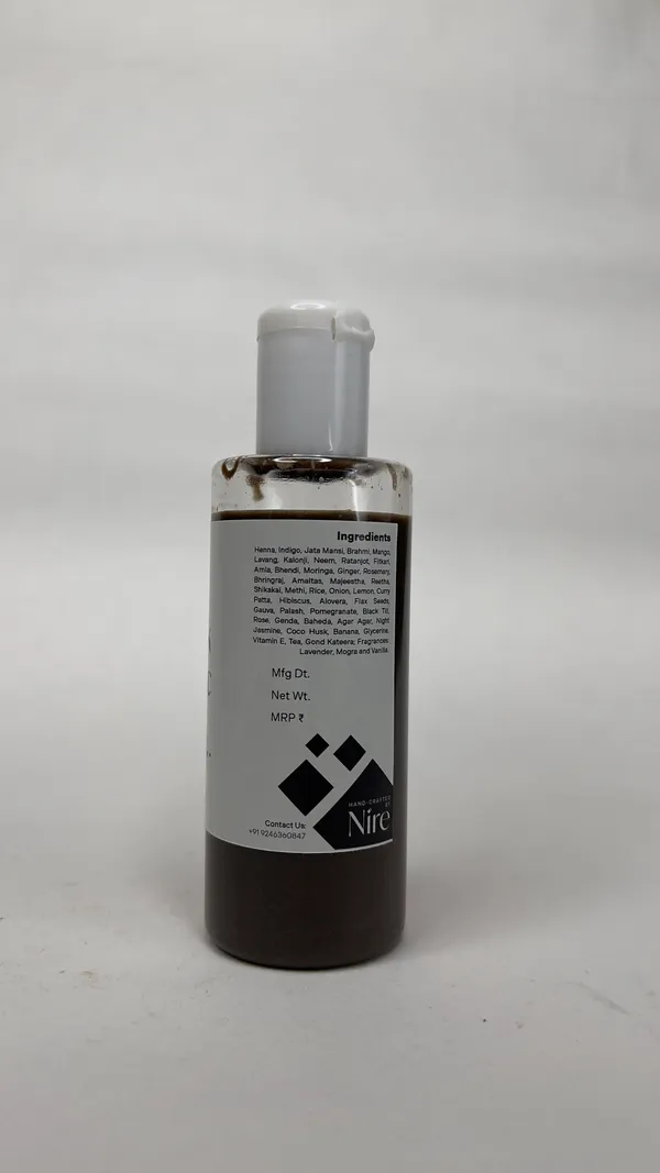 Nire_Herbal_Black_Magic_Henna_Indigo_Bhringraj_Shampoo