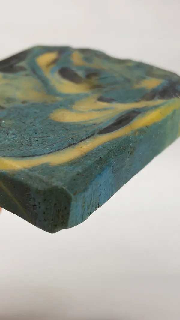 Nire_Bagbaan_french_green_Clay_sandalwood_Neem_moringa_Anti_Microbial_Soap
