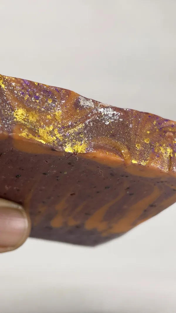 Nire_Jugnoo_Saffron_sandalwood,_Ratanjot_Natural_Glow_Soap