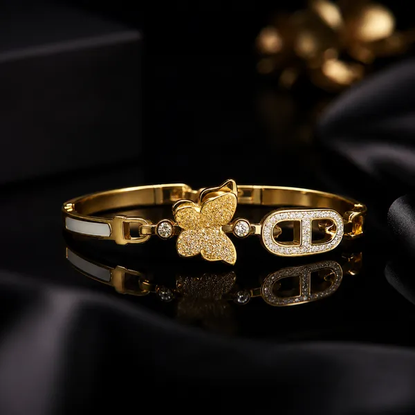 Gold_Plated_Stainless_Steel_Butterfly_Crystal_Chain_Link_Bracelet_For_Women