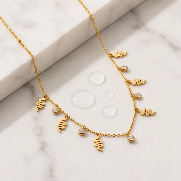 Gold_Stainless_Steel_Alphabet_Crystal_Charm_Chain_Necklace_For_Women