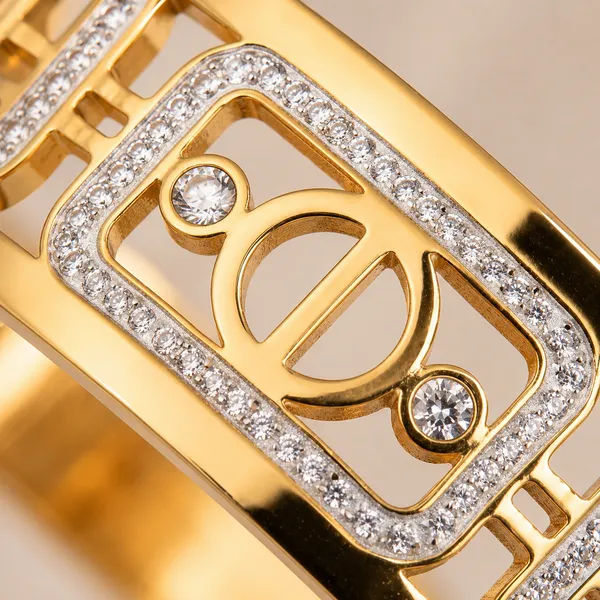 Premium_18K_Gold_Tone_Plated_316L_Stainless_Steel_Crystal_Geometric_Cuff_Bangle_for_Women_|_Anti_Tarnish_|_Waterproof_|_Lightweight_|_Luxury_Daily_Wear_Jewellery