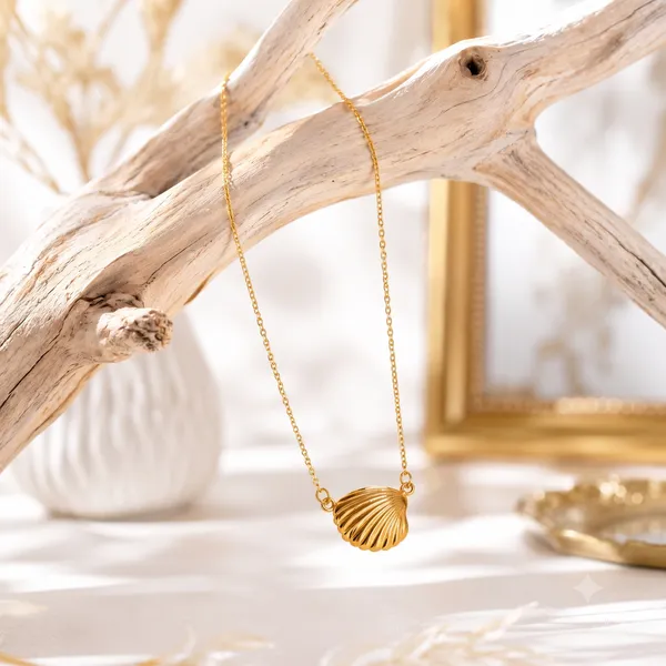 Gold_Stainless_Steel_Shell_Pendant_Chain_Necklace_For_Women