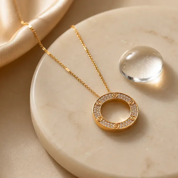 Gold_Stainless_Steel_Crystal_Circle_Pendant_Necklace_For_Women