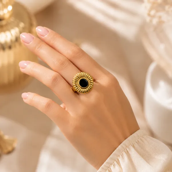Minimalist_18K_Gold_Plated_Oval_Black_Enamel_Sun_Ring_|_Waterproof_&_Tarnish-Free_Stainless_Steel_Bold_Statement_Finger_Ring
