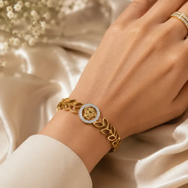 Gold_Stainless_Steel_Medusa_Crystal_Embellished_Bangle_Bracelet_For_Women