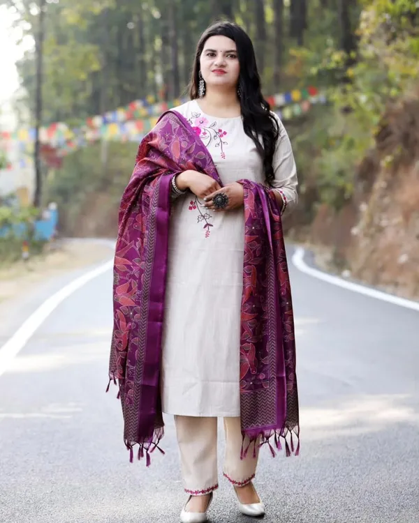 Dealshpere_Embroidered_Kurta,_Trouser/Pant_And_Dupatta_Set
