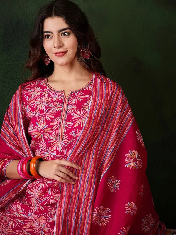 Dealshpere_Floral_Print_Kurta,_Trouser/Pant_And_Dupatta_Set