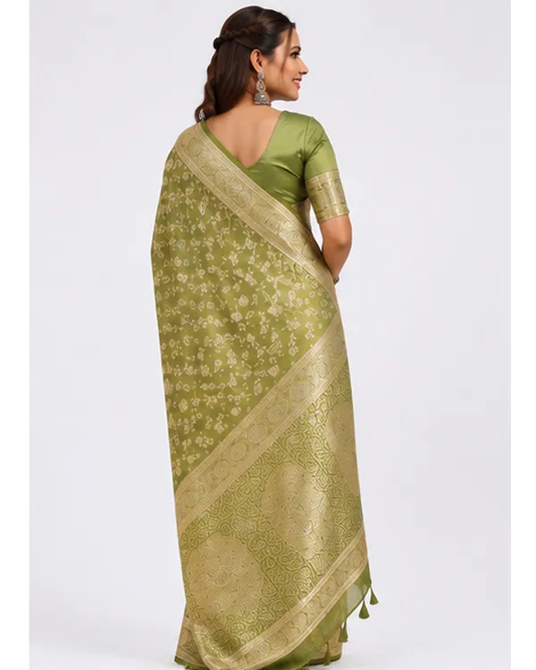 Women_Ladies_Olive_Green_Soft_Lichi_Silk_Saree_with_Rich_Pallu_and_Jacquard_Work,_Running_Blouse_Piece