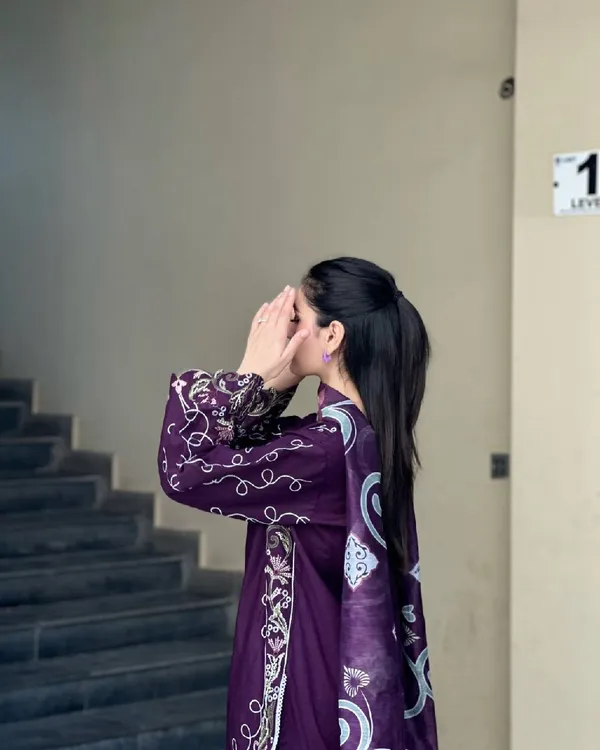 Purple_French_Crepe_Kurta_Set_For_Women