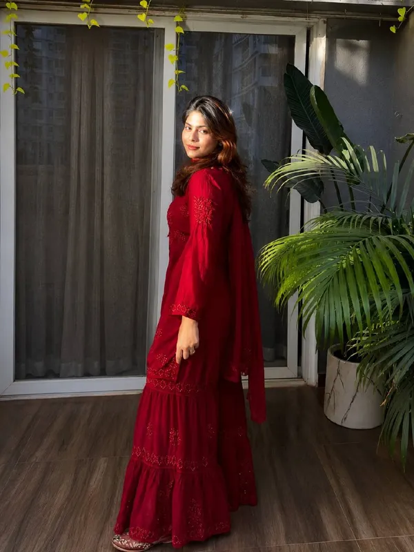 Red_Roman_Dell_Silk_Kurta_For_Women