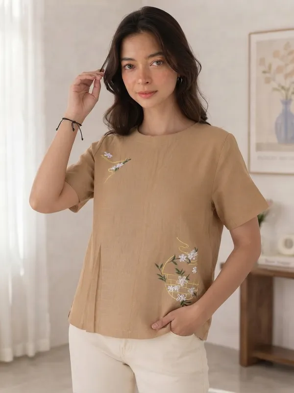 Comfort_Fit_Cotton_Embroidered_Top