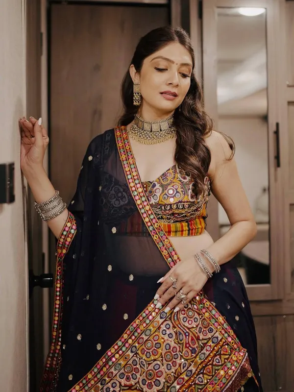 Black_Heavy_Malai_Silk_Lehenga_Choli_Set_For_Women
