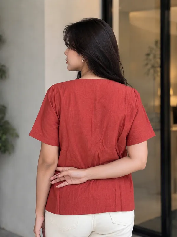 Comfort_Fit_Cotton_Embroidered_Top