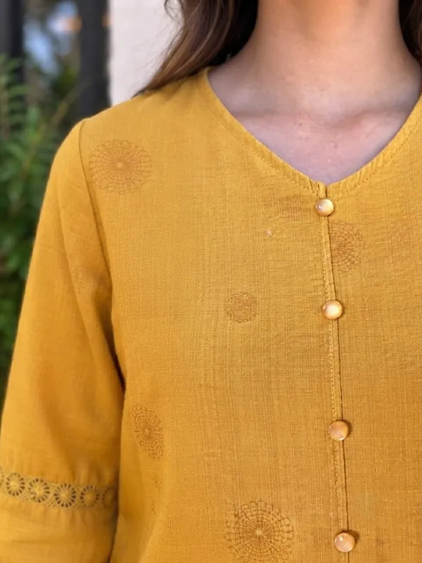 Comfort_Fit_Cotton_Printed_Top