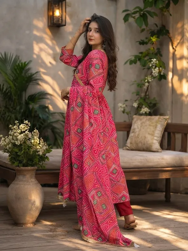 Women_Ladies_Red_Bandhani_Kurti_with_Pant_and_Dupatta_Set,_Heavy_Delta_Silk_Festive_Ethnic_Wear