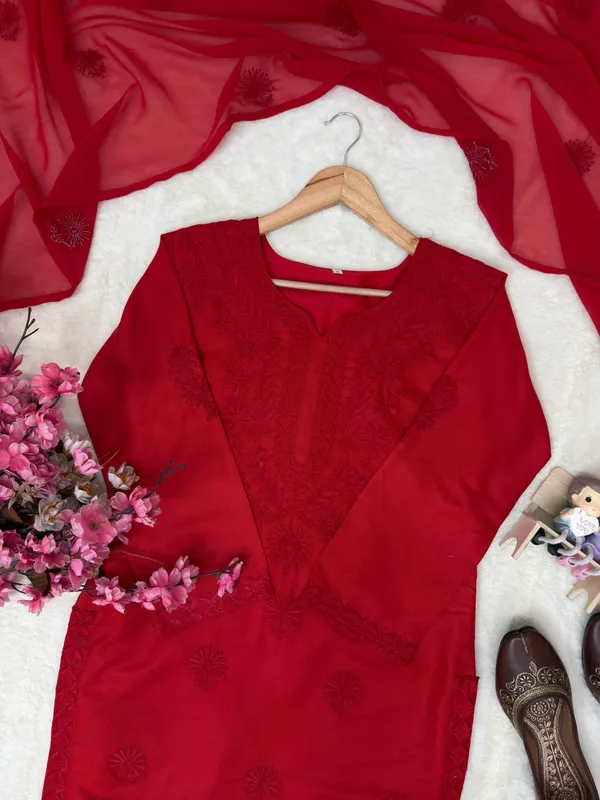 Red_Roman_Dell_Silk_Kurta_For_Women