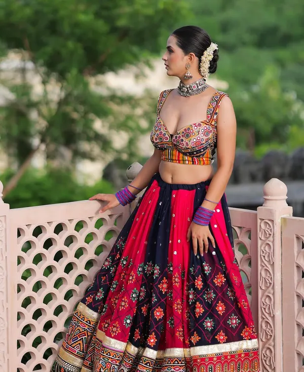 Black_Heavy_Malai_Silk_Lehenga_Choli_Set_For_Women