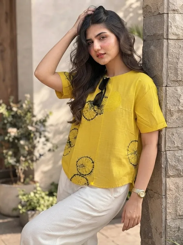 Comfort_Fit_Cotton_Embroidered_Top