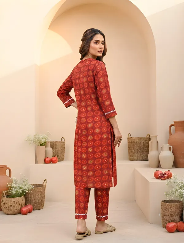 Woman_Red_Gota_Pati_Printed_Kurti_Pant