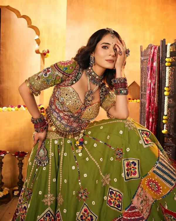Black_Muslin_Cotton_Lehenga_Choli_For_Women