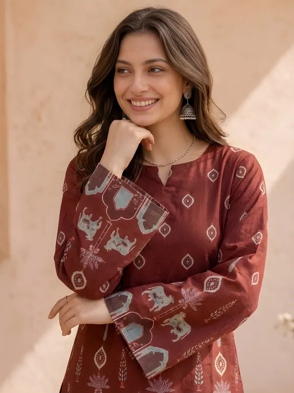 Maroon_Cotton_Kurta_For_Women