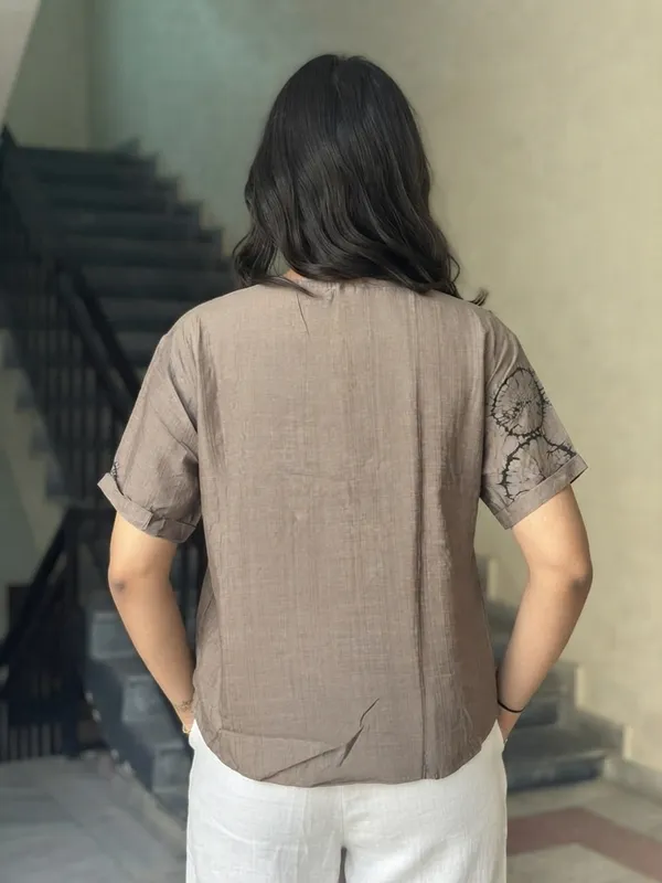 Comfort_Fit_Cotton_Embroidered_Top