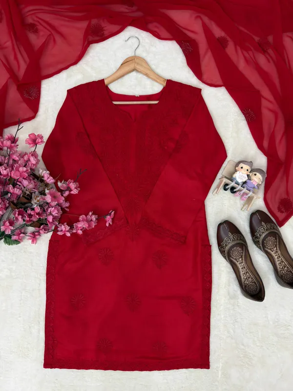 Red_Roman_Dell_Silk_Kurta_For_Women