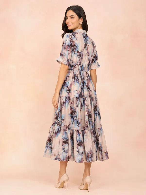 Women_Ladies_Peach_Blue_Printed_Delta_Midi_Dress,_Western_Wear_Fit_and_Flare_A-Line_Dress_with_Short_Ruffle_Sleeves