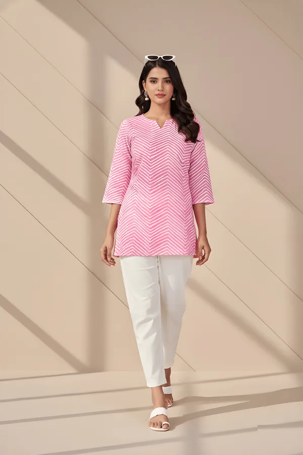 Women_Ladies_Pink_Chevron_Print_Cotton_Blend_Tunic_Top,_Round_Neck_3/4_Sleeve_Western_Wear_Top