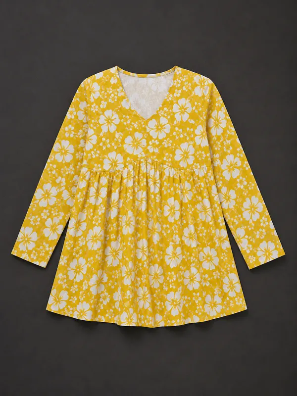 Women_Ladies_White_Cotton_Printed_Fancy_Flared_Short_Kurti_Tunic,_V-Neck_Full_Sleeve_Top