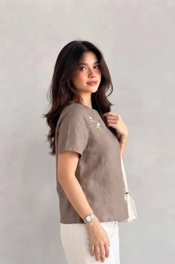 Comfort_Fit_Cotton_Embroidered_Top