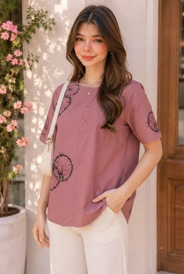 Comfort_Fit_Cotton_Embroidered_Top