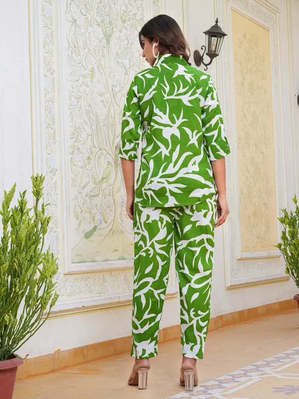 Women_Ladies_Green_White_Printed_Shirt_Co-ord_Set_with_Pant,_3/4_Sleeve_Polyester_Casual_Party_Wear