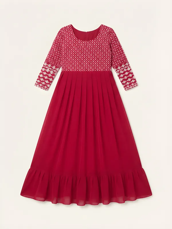 Woman_Pink_Embroidered_Georgette_Anarkali_Gown