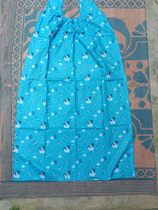 Turquoise_Cotton_Floral_Print_Sleeveless_Nighty_For_Women