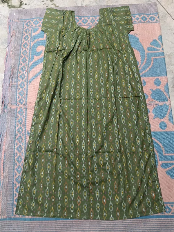 Green_Cotton_Ikat_Diamond_Print_Sleeveless_Long_Nighty_For_Women