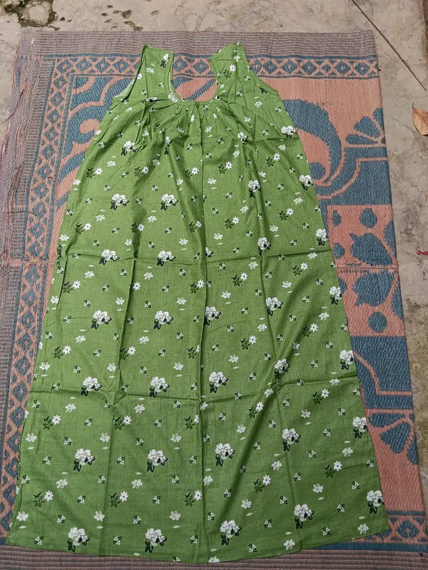 Green_Cotton_Floral_Print_Sleeveless_Nighty_For_Women