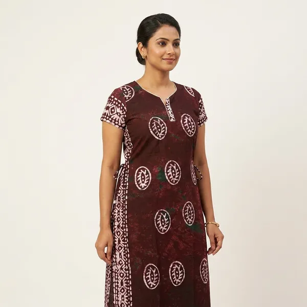 Maroon_Cotton_Straight_Batik_Print_Kurta_For_Women