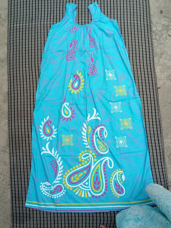 Turquoise_Cotton_Paisley_Print_Sleeveless_Nighty_For_Women